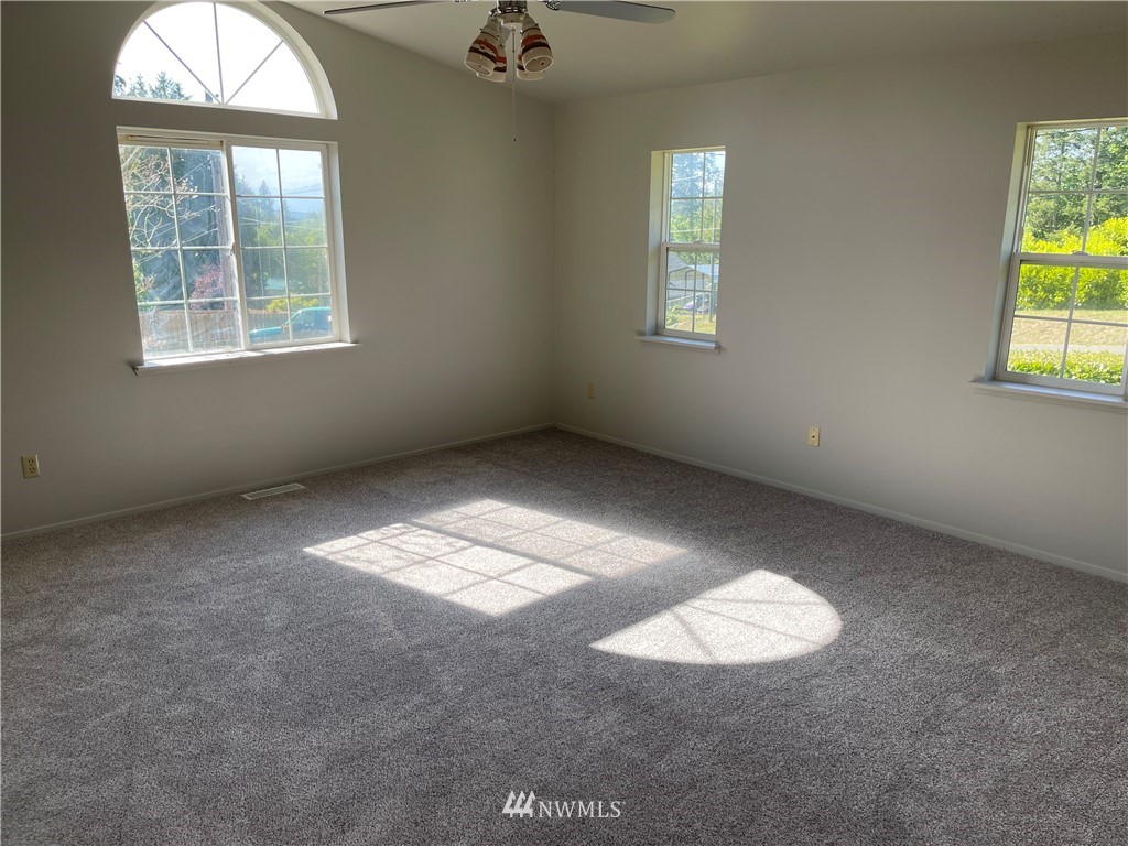 4710 Southeast Foss Road Port Orchard, WA 98366 - Photo 19 of 31 Gallery Image 19