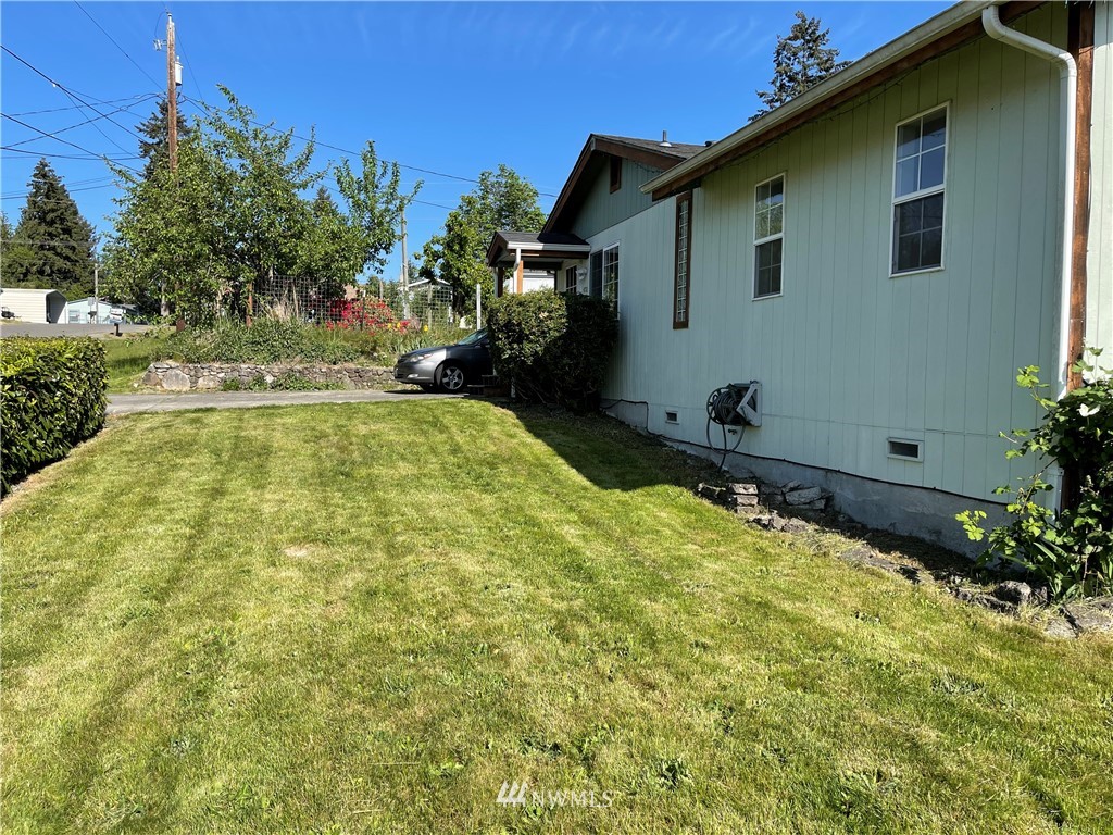 4710 Southeast Foss Road Port Orchard, WA 98366 - Photo 4 of 31 Gallery Image 4