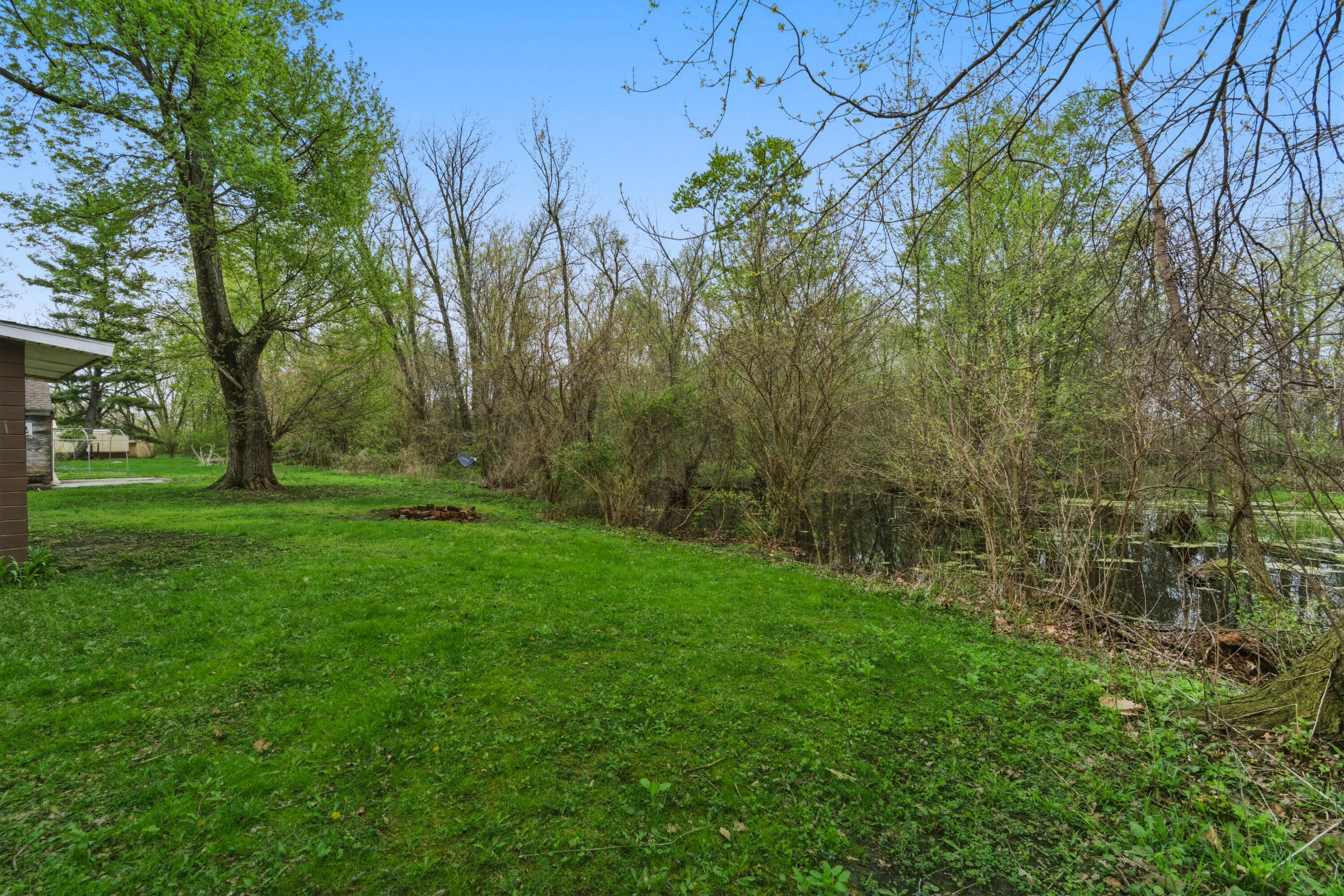 17333 North 700th Street West Hebron, IN 46341 - Photo 28 of 35 a view of a field with a tree