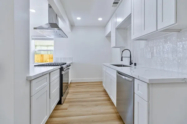 $314,900 | 257 North F Street, Tulare, CA 93274