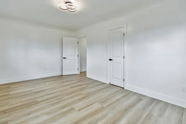 $314,900 | 257 North F Street, Tulare, CA 93274