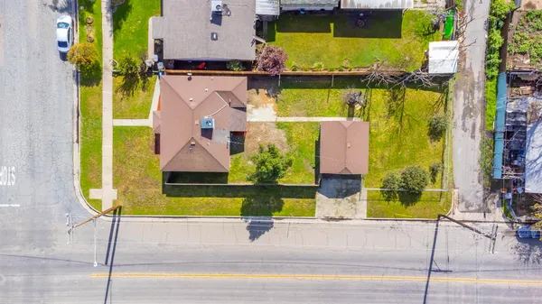 $314,900 | 257 North F Street, Tulare, CA 93274