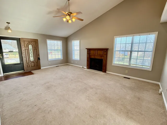 $1,475 | 221 Short Street, Clarksville, TN 37042