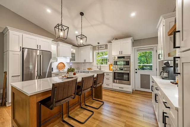 $374,000 | 20955 Ferngrove Court, Lawrenceburg, IN 47025