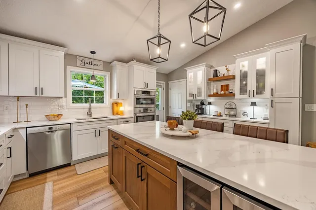 $374,000 | 20955 Ferngrove Court, Lawrenceburg, IN 47025