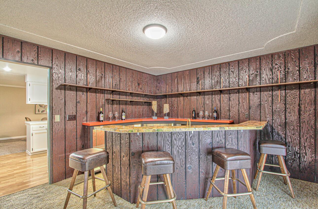 17846 Berta Canyon Road Salinas, CA 93907 - Photo 16 of 55 Gallery Image 16