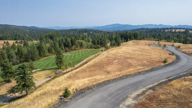 $690,000 | 6223 West Dashwood Way, Coeur D'Alene, ID 83814