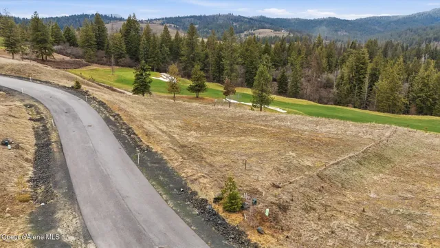 $690,000 | 6223 West Dashwood Way, Coeur D'Alene, ID 83814