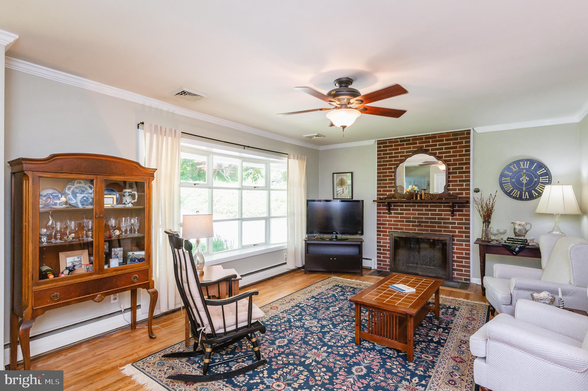 3911 Longmoor Circle Phoenix, MD 21131 - Photo 7 of 64 Living Room