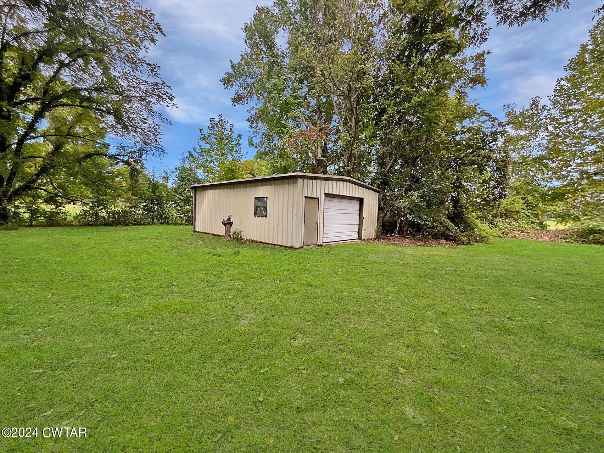 1900 Morgan Road Dyersburg, TN 38024 - Photo 26 of 29 down-net_http20240906-150-ekkp6d