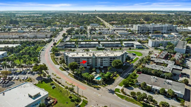 $140,000 | 505 Spencer Drive, Unit 208, West Palm Beach, FL 33409