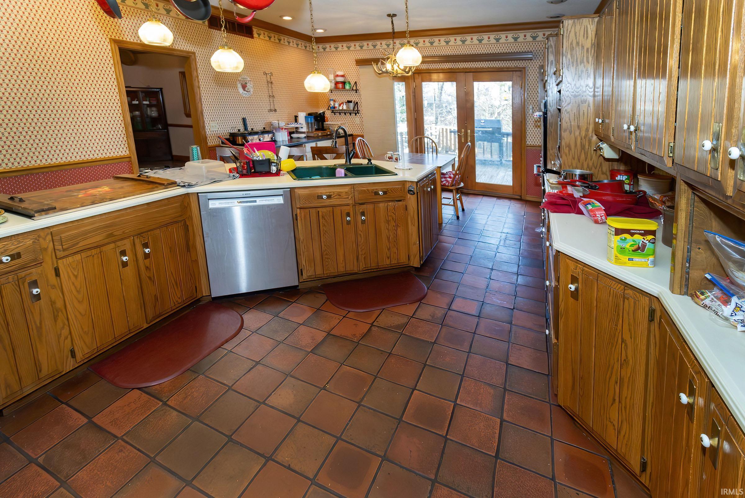 2119 Wheeler Road Vincennes, IN 47591 - Photo 11 of 35 Gallery Image 11