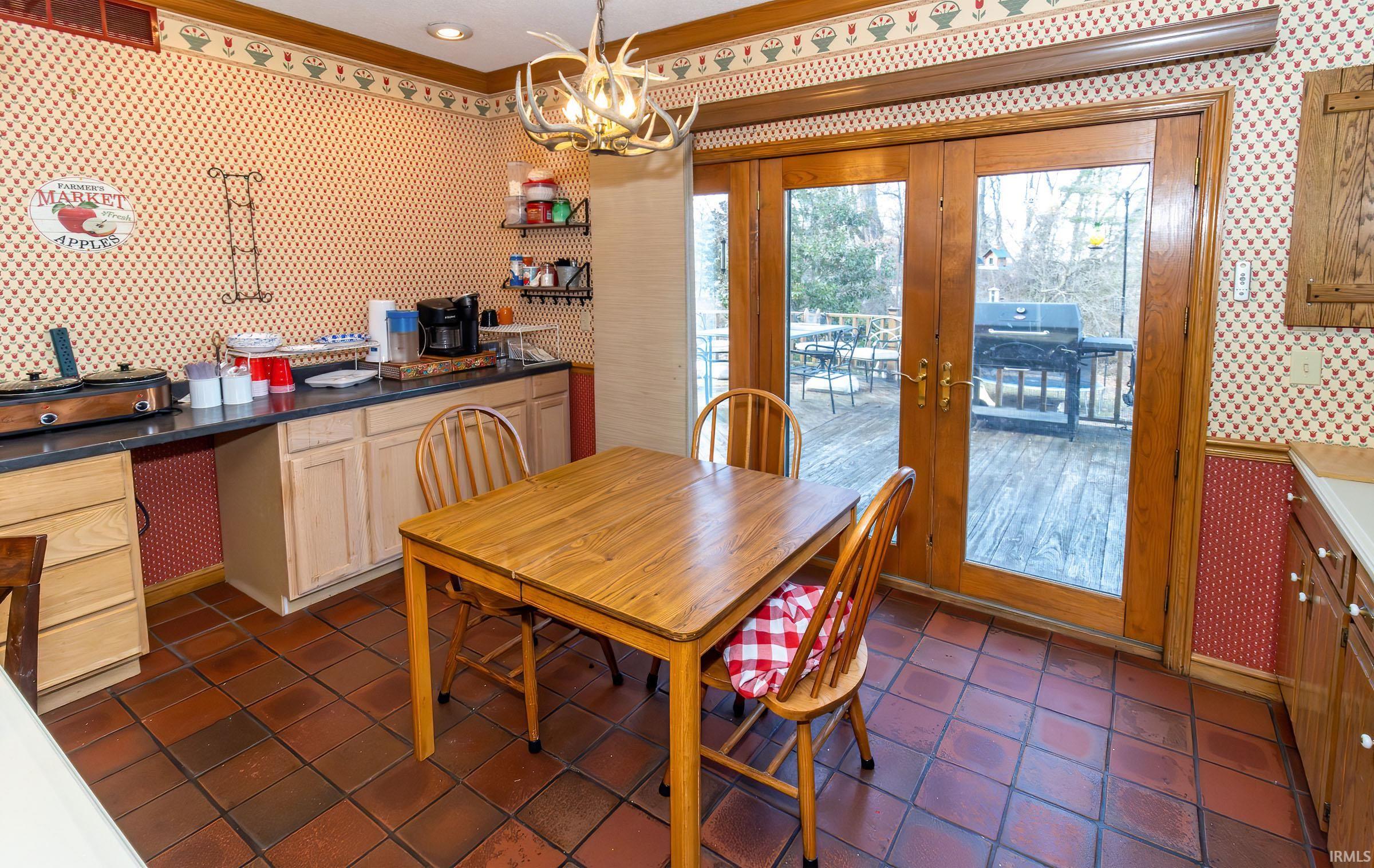 2119 Wheeler Road Vincennes, IN 47591 - Photo 12 of 35 Gallery Image 12