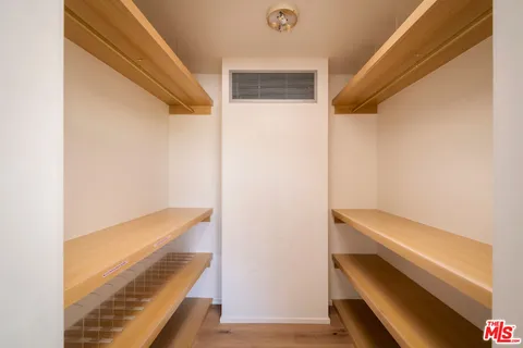 $4,995,000 | 295 Mabery Road, Santa Monica, CA 90402