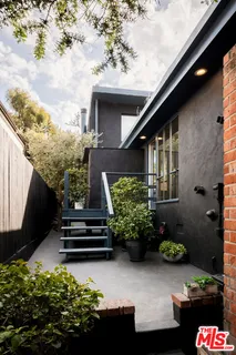 $4,995,000 | 295 Mabery Road, Santa Monica, CA 90402