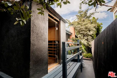 $4,995,000 | 295 Mabery Road, Santa Monica, CA 90402