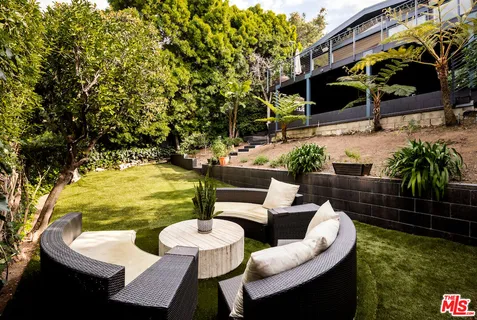 $4,995,000 | 295 Mabery Road, Santa Monica, CA 90402