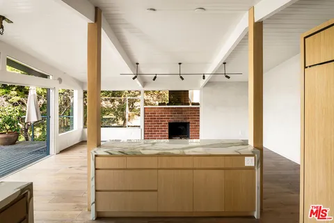 $4,995,000 | 295 Mabery Road, Santa Monica, CA 90402