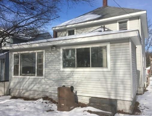30 Lewis Street Pontiac, MI 48342 - Photo 2 of 8 2.jpg