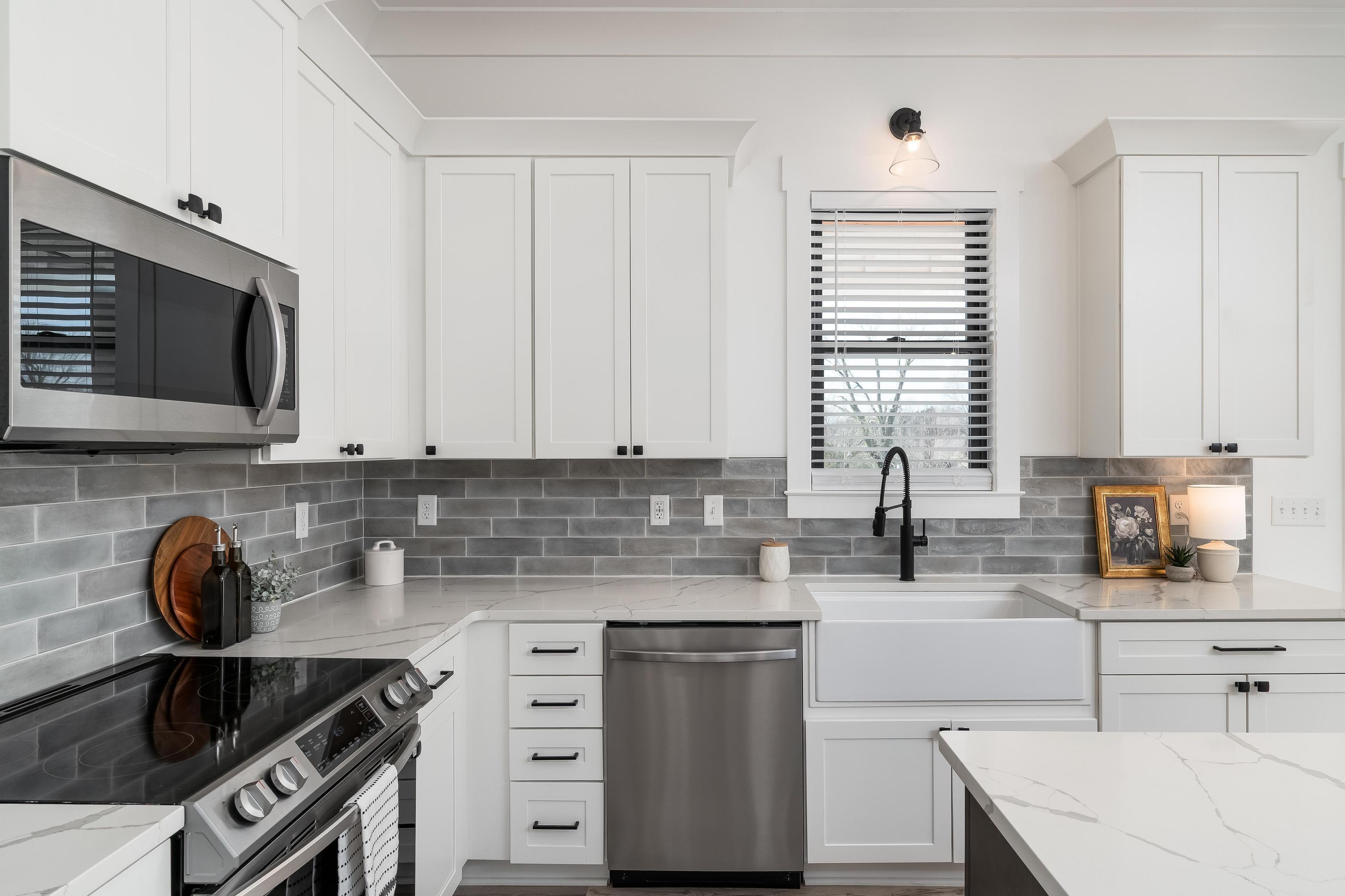 3406 Roberts Road Chattanooga, TN 37416 - Photo 11 of 43 2026_01_January_3406_Roberts_Rd_0023