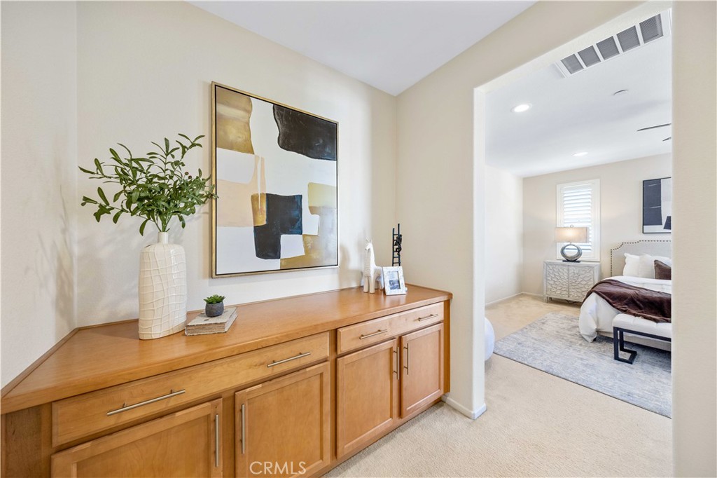 130 Prospect Irvine, CA 92618 - Photo 24 of 35 a en suite bathroom with a double vanity sink and a mirror