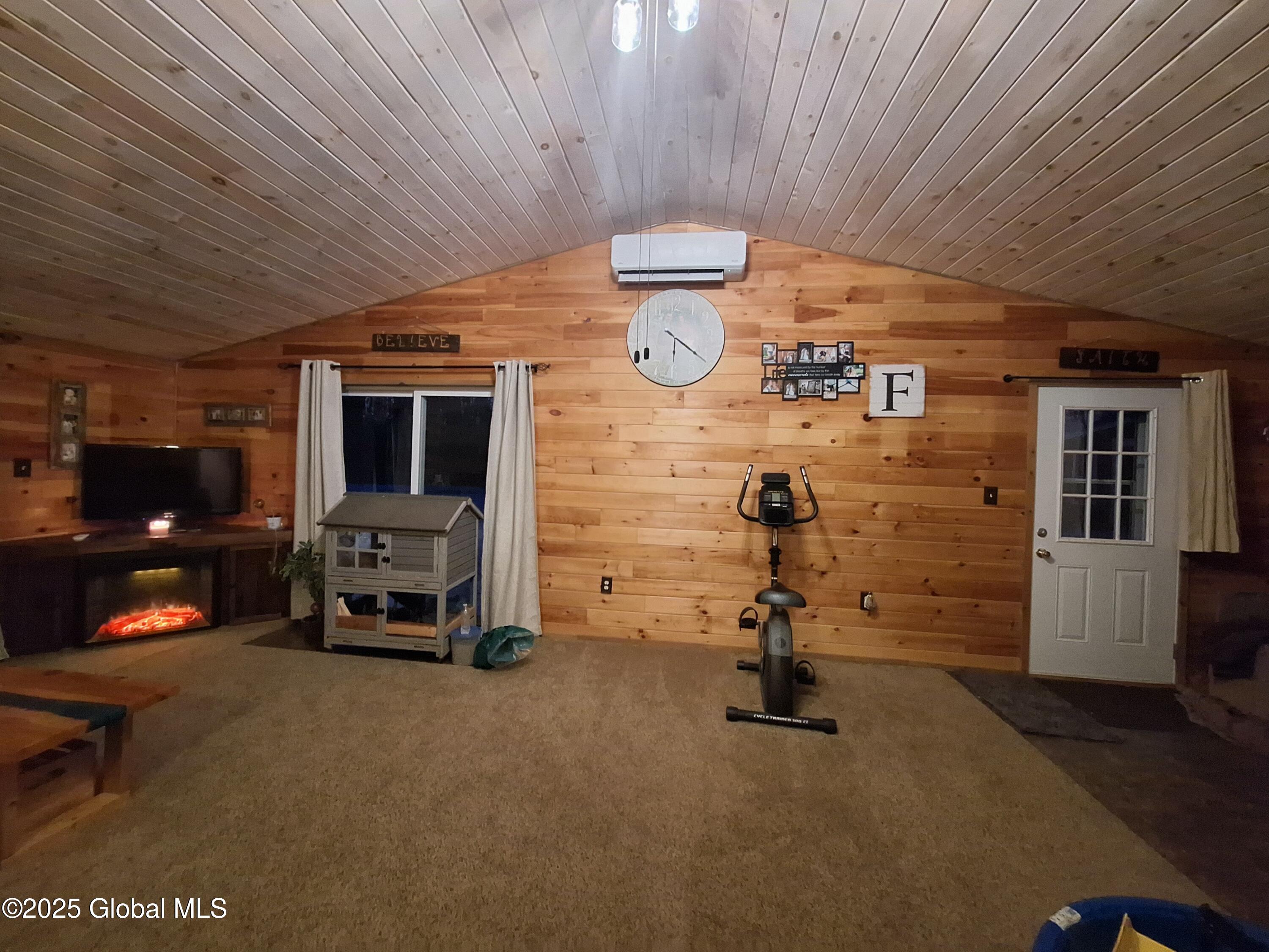 117 Hartman Road Hudson Falls, NY 12839 - Photo 11 of 49 20250121_172703