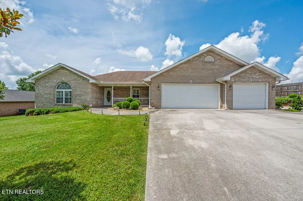 $510,000 | 674 Southview Circle, Kodak, TN 37764