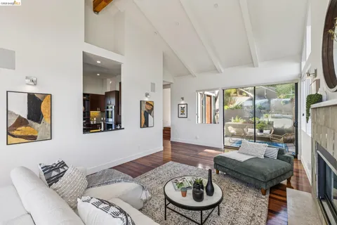 $1,295,000 | 46 Carisbrook Lane, Oakland, CA 94611