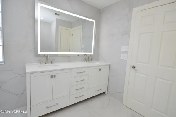 $549,000 | 2464 Spring Hill Drive, Toms River, NJ 08755