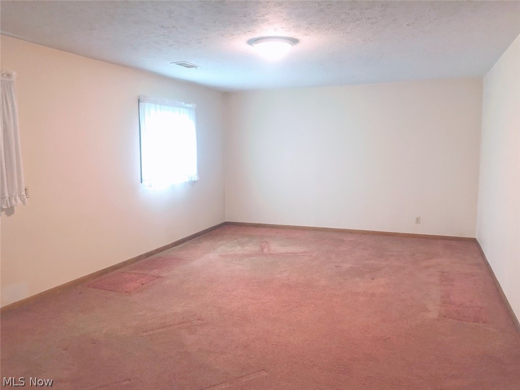10316 Thwing Road Chardon, OH 44024 - Photo 16 of 18 Gallery Image 16