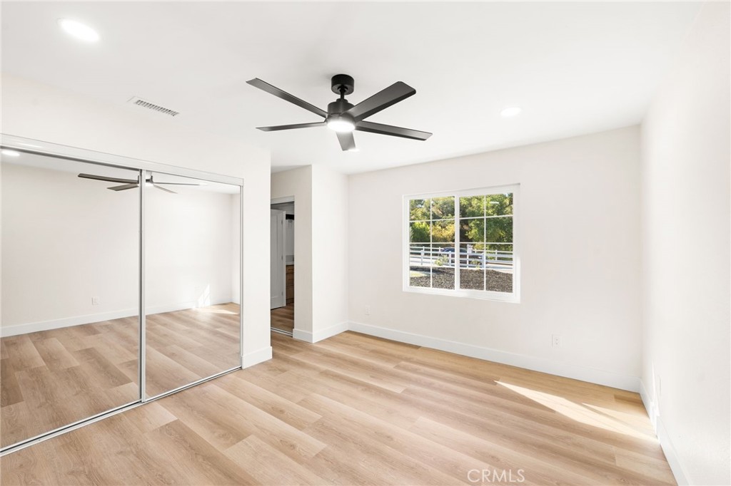 2060 South Grade Road Alpine, CA 91901 - Photo 21 of 69 a view of an empty room with a window