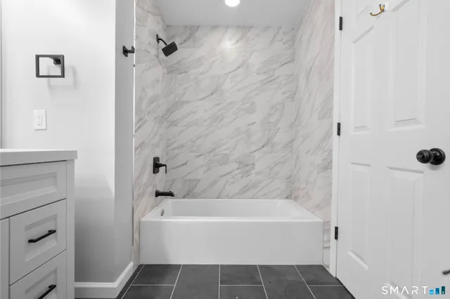 $734,900 | 174 Concord Drive, Madison, CT 06443