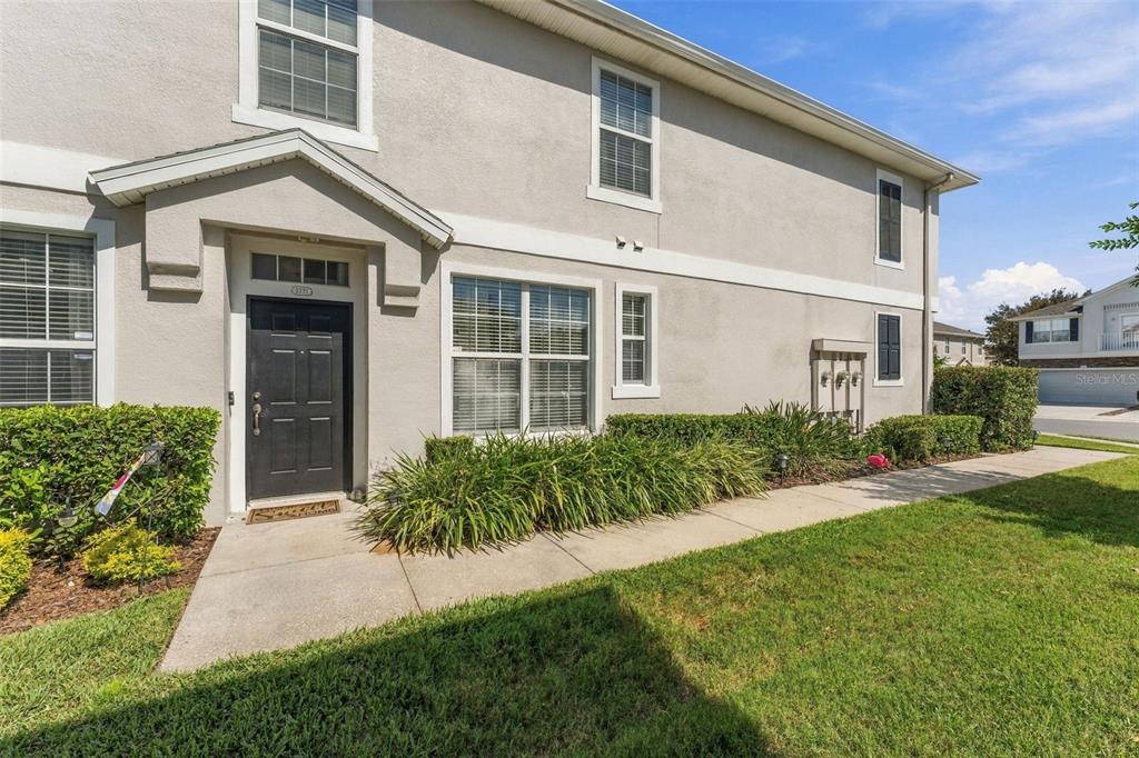 2333 Tanbark Ridge Place Plant City, FL 33563 - Photo 5 of 46 Gallery Image 5