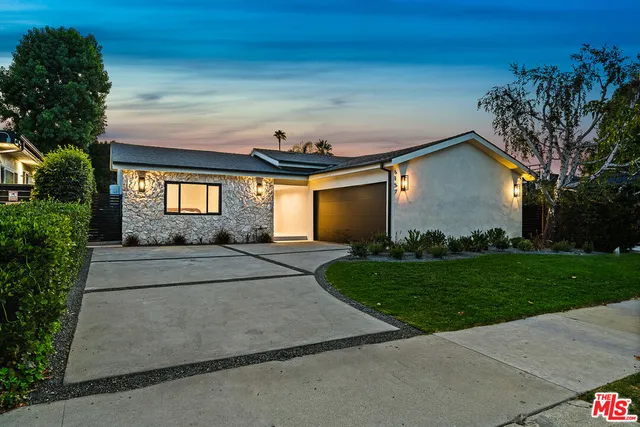 $2,095,000 | 5157 Woodley Avenue, Encino, CA 91436