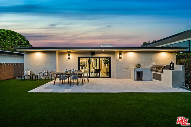 $2,095,000 | 5157 Woodley Avenue, Encino, CA 91436