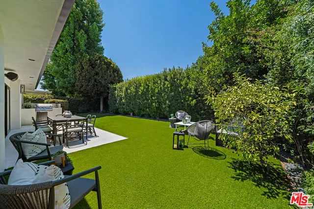 $2,095,000 | 5157 Woodley Avenue, Encino, CA 91436