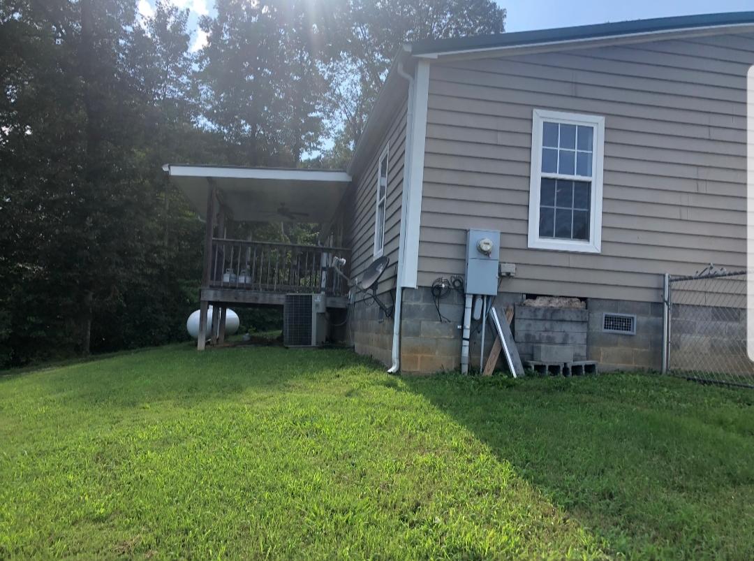 345 Wilson Road Speedwell, TN 37870 - Photo 3 of 11 20190813_094936