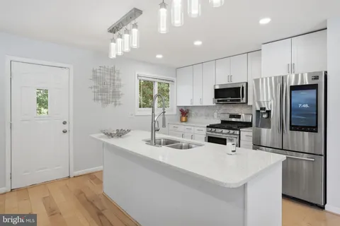 $472,000 | 1809 Jarvis Avenue, Oxon Hill, MD 20745