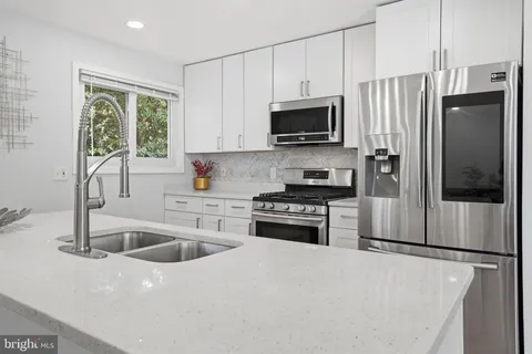 $472,000 | 1809 Jarvis Avenue, Oxon Hill, MD 20745
