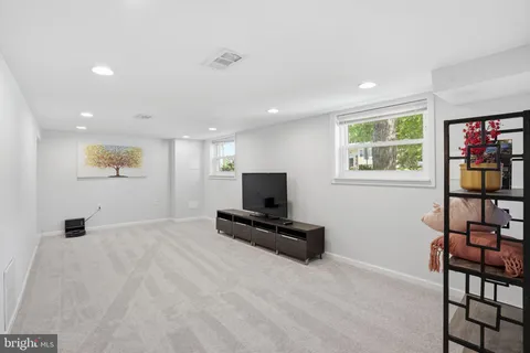 $472,000 | 1809 Jarvis Avenue, Oxon Hill, MD 20745