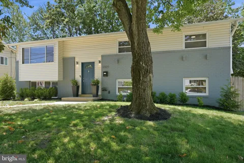 $472,000 | 1809 Jarvis Avenue, Oxon Hill, MD 20745