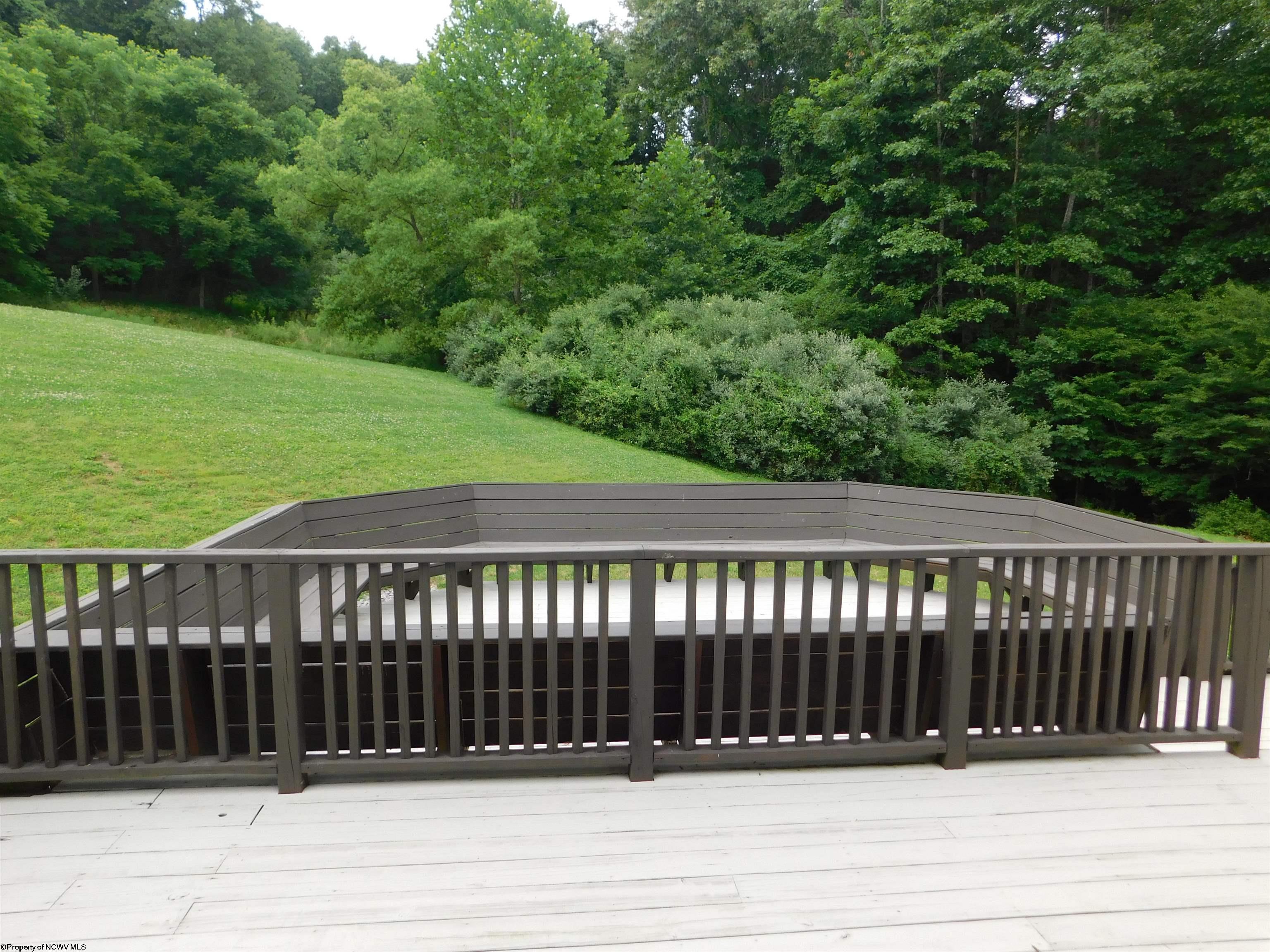 414 Cleer Road Bridgeport, WV 26330 - Photo 19 of 22 Gallery Image 19
