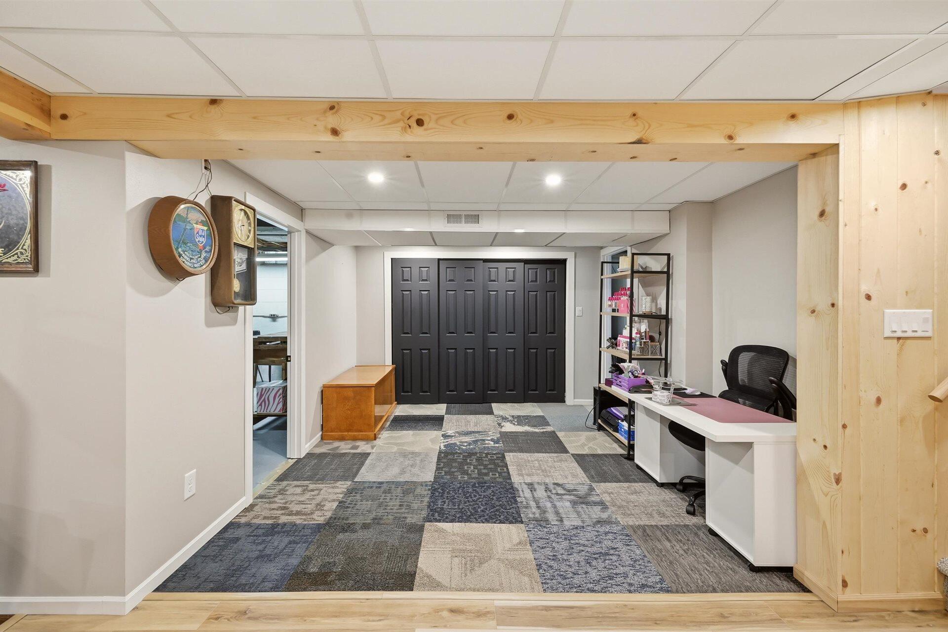 11610 West Sunnybrook Road Franklin, WI 53132 - Photo 22 of 34 Lower Level Bonus Area / Office
