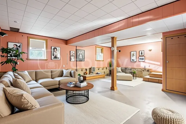 $689,000 | 12 Klasson Lane, Weymouth, MA 02188