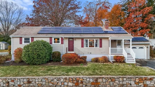 $689,000 | 12 Klasson Lane, Weymouth, MA 02188