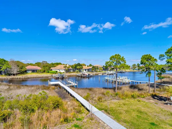 $18,000 | 330 Kelly Plantation Drive, Destin, FL 32541