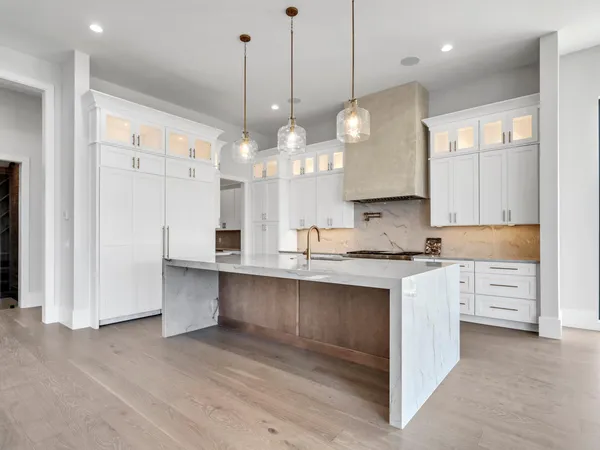 $18,000 | 330 Kelly Plantation Drive, Destin, FL 32541