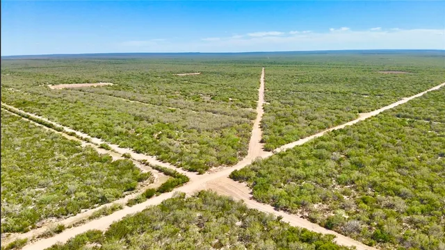 $2,300,000 | 16179 East 44th, Encinal, TX 78019