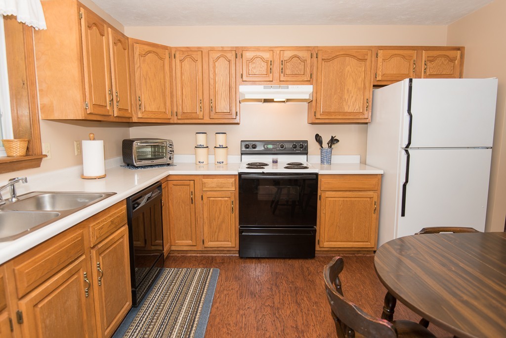 20 Larnerd Hill Road Charlton, MA 01507 - Photo 3 of 30 Gallery Image 3