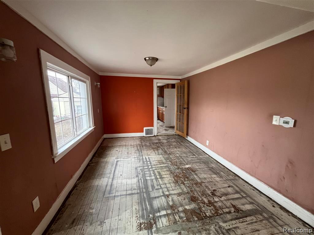 2119 Rome Avenue Warren, MI 48091 - Photo 5 of 31 IMG_3857.JPG